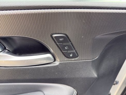 Used 2019 Hyundai Santa Fe Limited w/ Cargo Package image 13