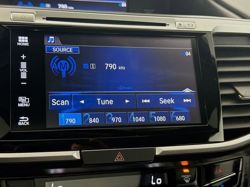 Used 2017 Honda Accord EX-L image 16