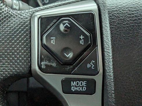 Used 2021 Toyota Tacoma SR5 image 21