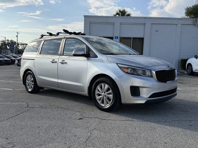 Used 2016 Kia Sedona LX w/ LX Convenience Package