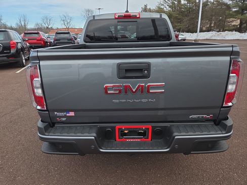 Used 2022 GMC Canyon AT4 image 4