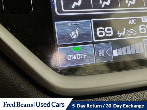 Used 2026 Subaru Ascent Premium AWD/4WD image 25