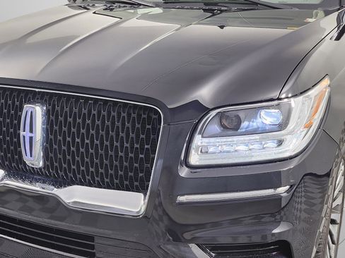 Used 2021 Lincoln Navigator L Reserve image 8