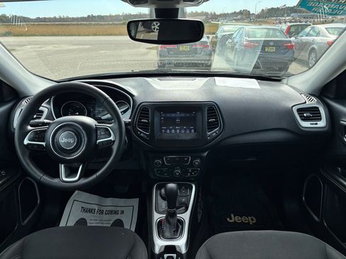 Used 2019 Jeep Compass Sport image 12