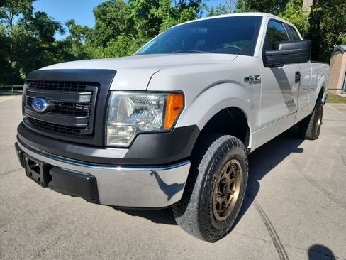 Used 2014 Ford F150 XL w/ Equipment Group 101A Mid AWD/4WD image 2