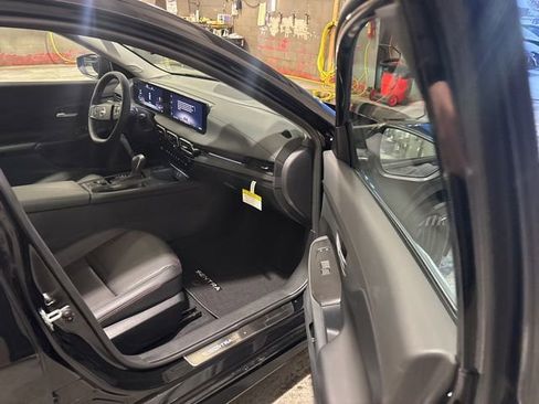 New 2026 Nissan Sentra SR w/ SR Premium Package image 13