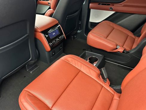 New 2026 Lincoln Aviator Reserve image 4