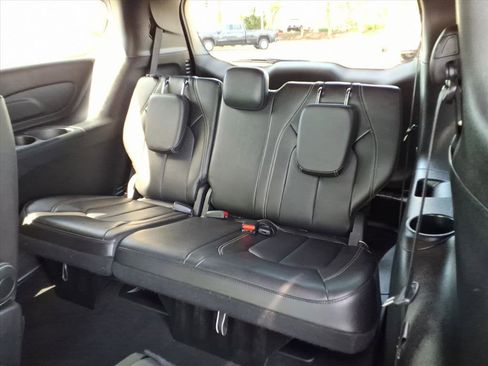 Used 2025 Chrysler Pacifica Select FWD image 28