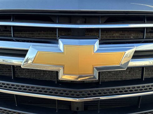 Certified 2020 Chevrolet Traverse LT w/ Driver Confidence II Package image 30