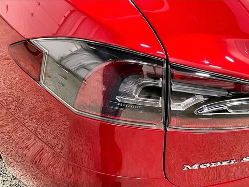 Used 2017 Tesla Model S 75 image 22