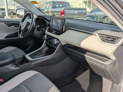Used 2021 Toyota RAV4 XLE w/ XLE Grade Weather Package image 31