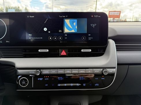 Certified 2025 Hyundai Ioniq 5 SEL image 25