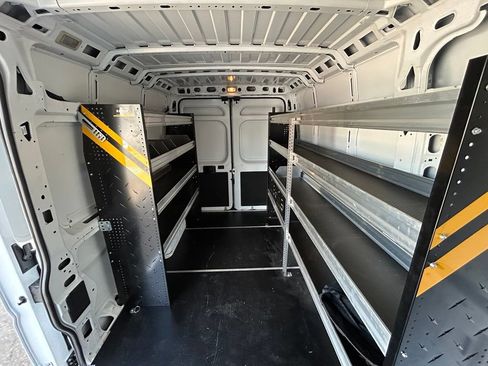 Used 2024 RAM ProMaster 2500 FWD image 13