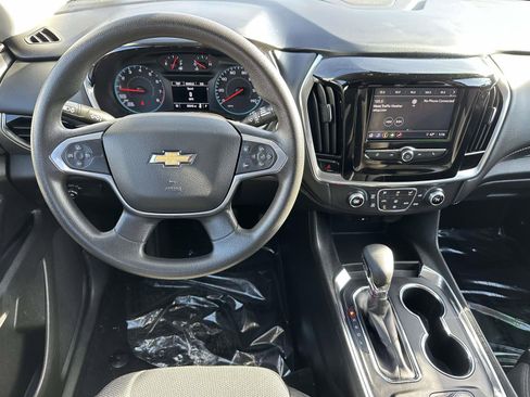 Certified 2021 Chevrolet Traverse LS image 8