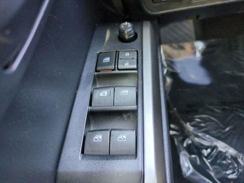 Certified 2019 Toyota Tacoma SR5 image 21