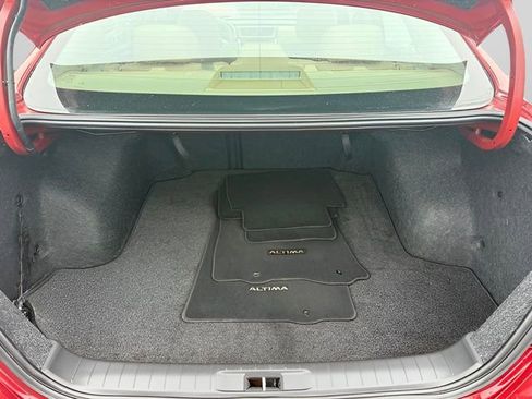 Used 2016 Nissan Altima 2.5 SL w/ 2.5 Technology Package image 11