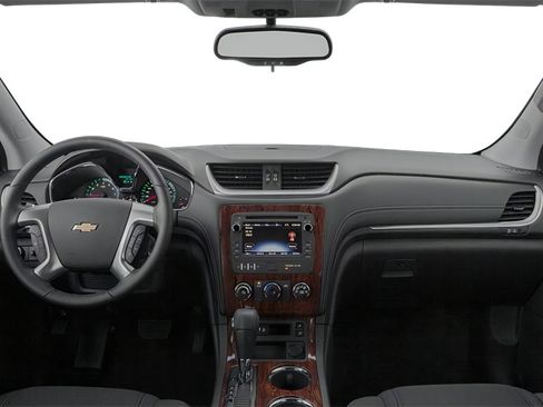 Used 2014 Chevrolet Traverse LT FWD image 5
