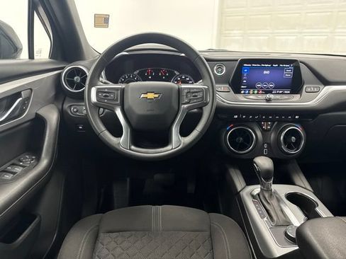 Used 2021 Chevrolet Blazer LT FWD image 21
