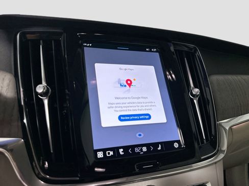 New 2025 Volvo S90 B6 Plus image 11