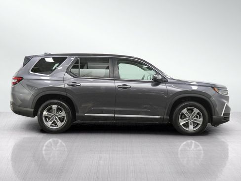 Used 2025 Honda Pilot EX-L image 6