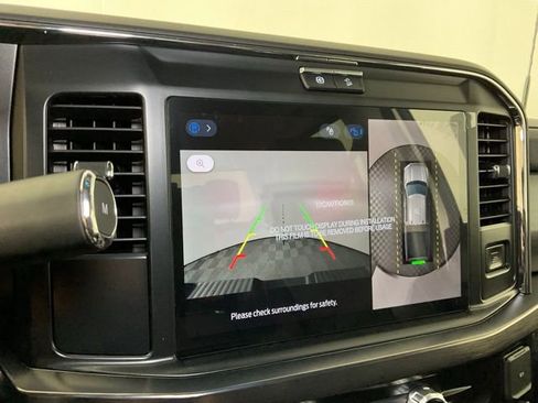 New 2025 Ford F250 Lariat w/ Chrome Package image 22