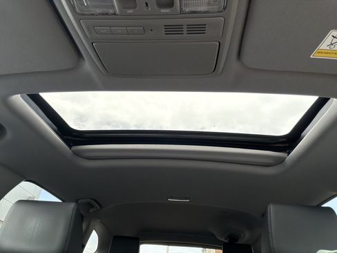 Used 2021 Honda CR-V Touring image 28