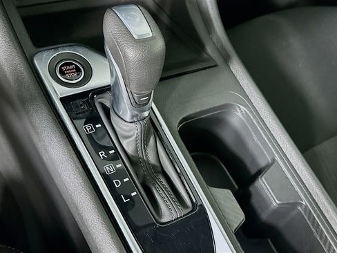 Used 2025 Nissan Sentra SV FWD image 23