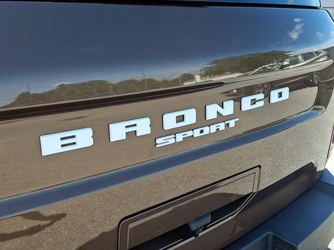 Used 2022 Ford Bronco Sport Outer Banks w/ Tech Package AWD/4WD image 30