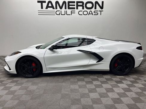 Used 2025 Chevrolet Corvette Stingray Preferred Cpe w/ Adrenaline Red Accent Package RWD image 22