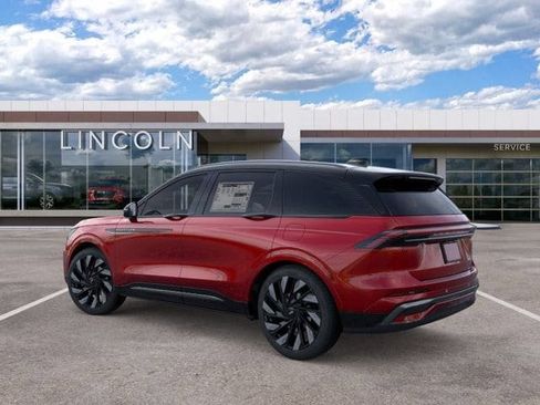 New 2026 Lincoln Nautilus Reserve w/ Jet Appearance Package AWD/4WD image 4