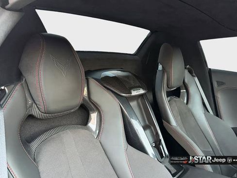 Used 2023 Chevrolet Corvette Stingray Premium Conv w/ Z51 Performance Package image 15