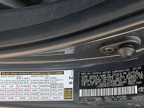 Used 2023 Toyota Corolla SE FWD image 23