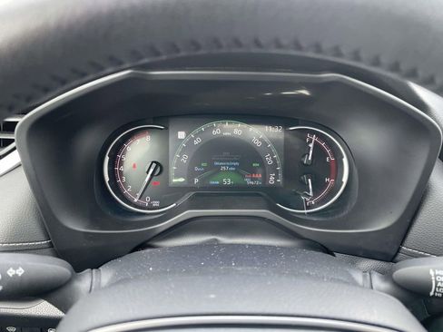 Used 2023 Toyota RAV4 XLE Premium image 38