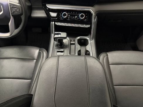 Used 2024 GMC Sierra 1500 Denali w/ Denali Reserve Package AWD/4WD image 27