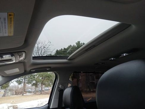 Used 2025 Kia Telluride EX w/ EX Captain's Chair Package image 22