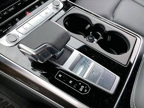 New 2026 Audi Q8 Premium Plus image 28