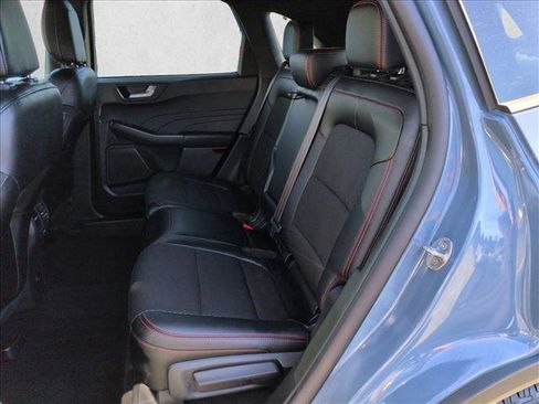 Used 2025 Ford Escape ST-Line w/ Equipment Group 301A image 19