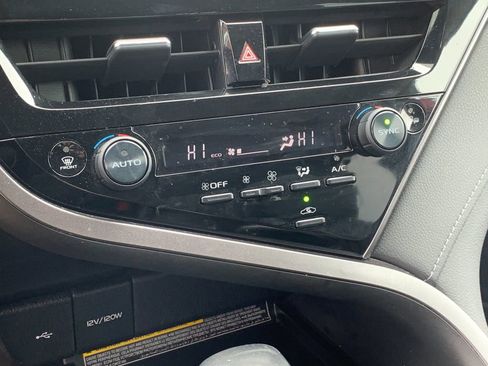 Used 2021 Toyota Camry XSE image 25