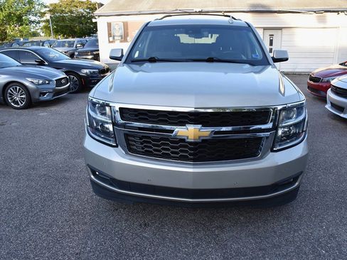 Used 2017 Chevrolet Tahoe LT w/ Luxury Package RWD image 10