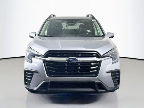 Used 2023 Subaru Ascent Limited AWD/4WD image 2