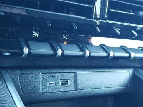 New 2025 Chevrolet Colorado Z71 w/ Midnight Edition image 18