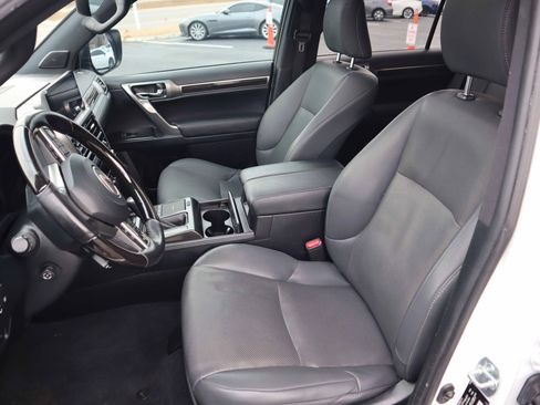 Used 2022 Lexus GX 460 Premium image 2