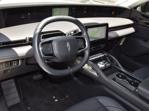 New 2026 Lincoln Nautilus Premier w/ Jet Appearance Package AWD/4WD image 34