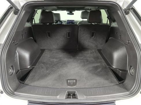 Used 2023 Chevrolet Blazer Premier AWD/4WD image 16