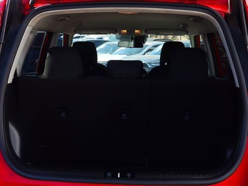 Used 2020 Kia Soul S image 25