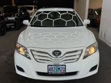 Used 2010 Toyota Camry LE image 2