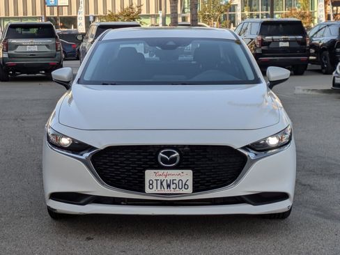 Used 2021 MAZDA MAZDA3 s image 2