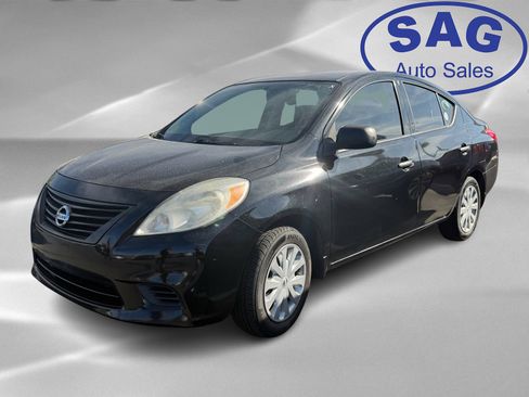 Used 2014 Nissan Versa S Plus image 5