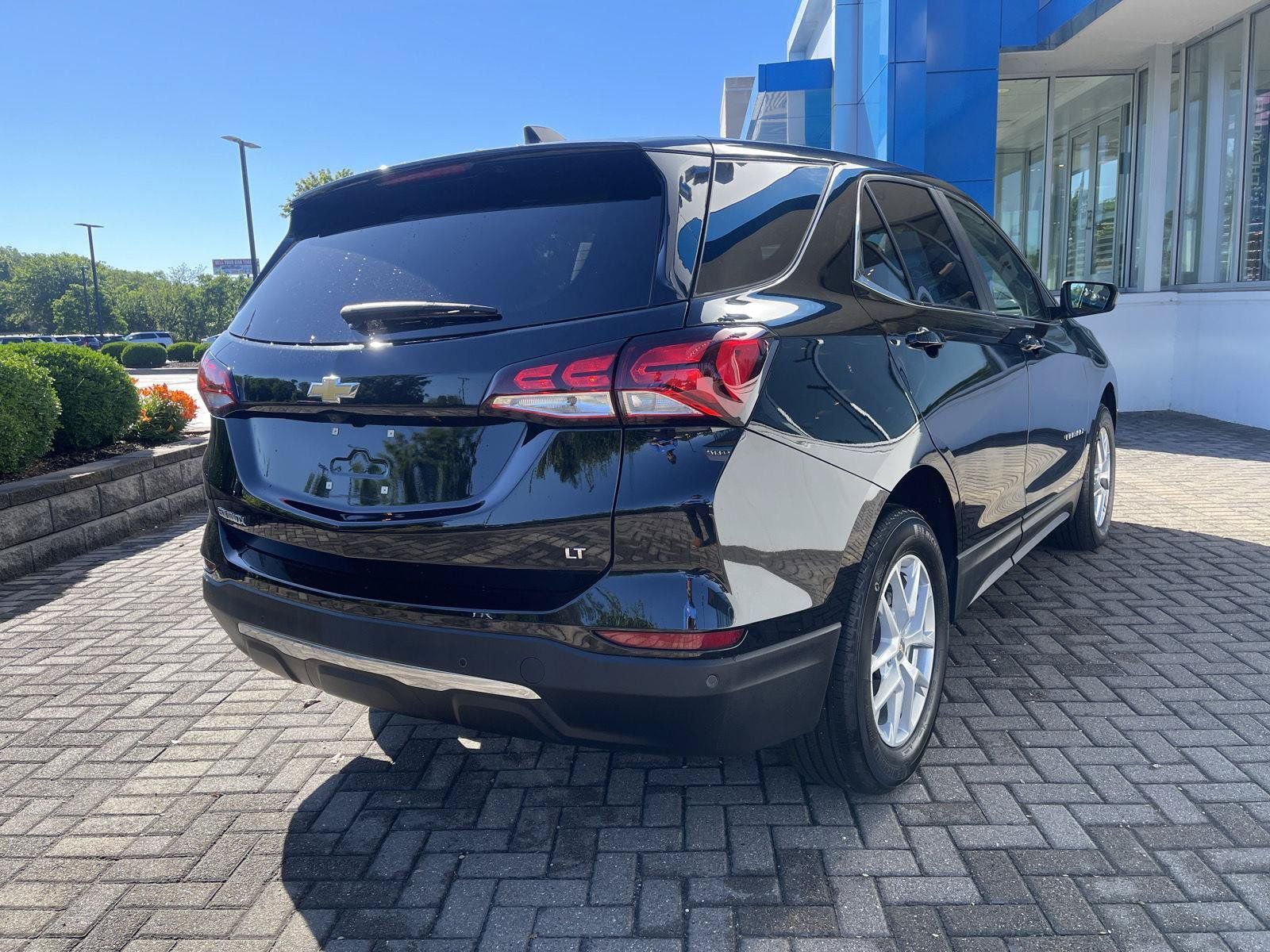 Used 2024 Chevrolet Equinox LT FWD image 5