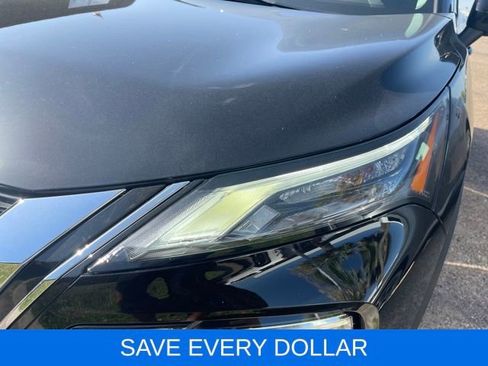 Used 2023 Nissan Rogue SL w/ SL Premium Package FWD image 9